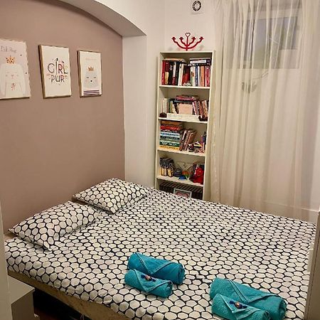 Scandinavian Home In Bucharest City Center Buitenkant foto